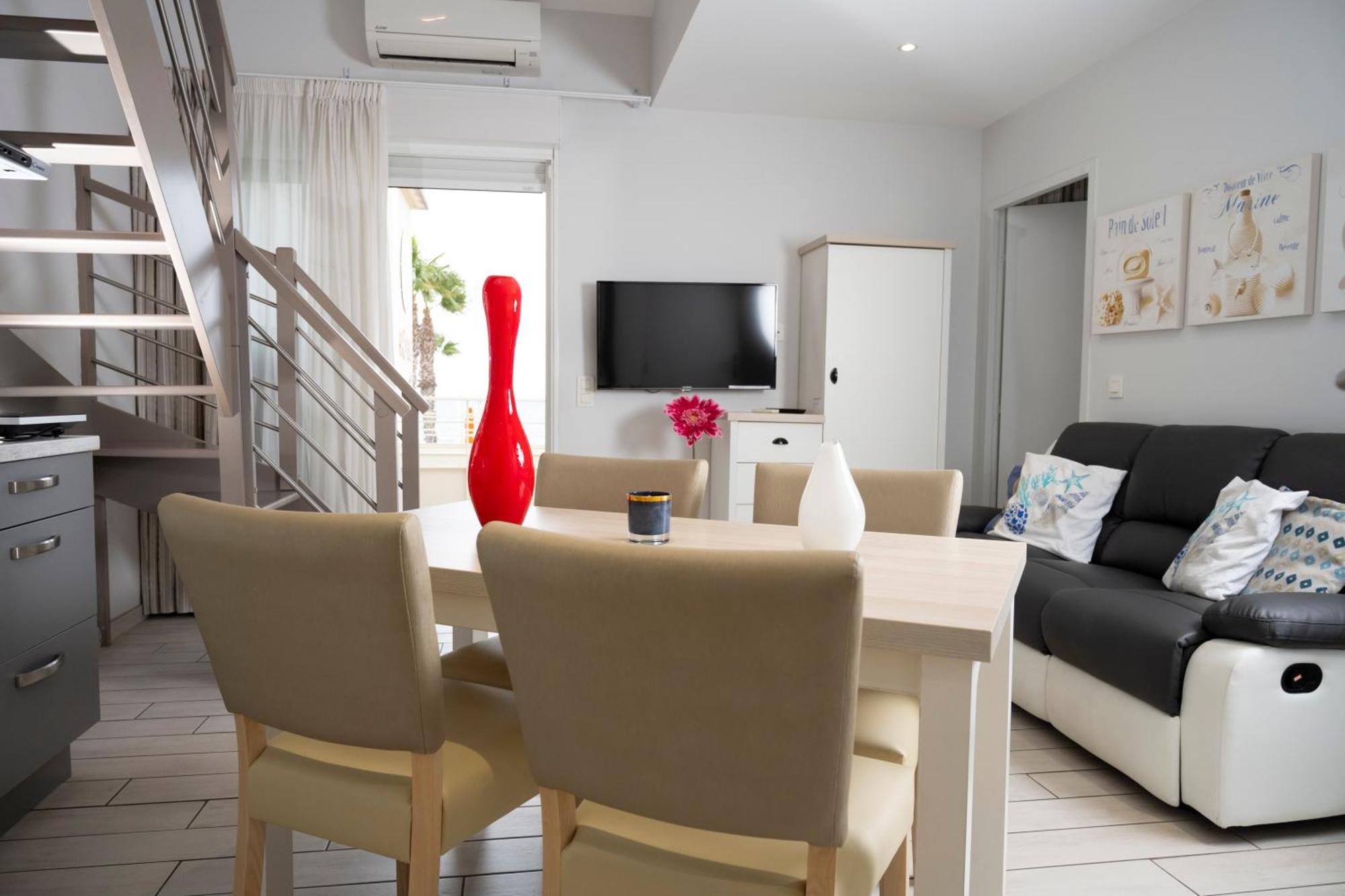 Hotel La Ciotat - A Deux Pas De L'Eau Dış mekan fotoğraf